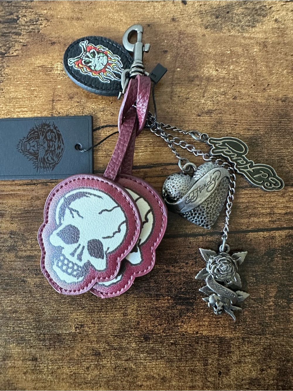 Ed Hardy Burgundy & White Skull Bag Charm Metal Logo Heart & Flower Charms NWT - Picture 3 of 5
